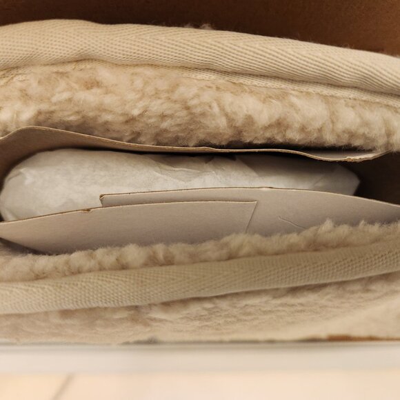 Steve Madden Crue-F Natural Sherling Boots. NIB. Size 9.5 - Picture 4 of 11